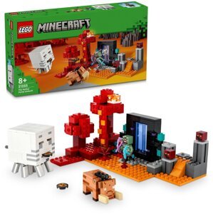 LEGO® Minecraft® 21255 Přepadení v portálu do Netheru - 21255